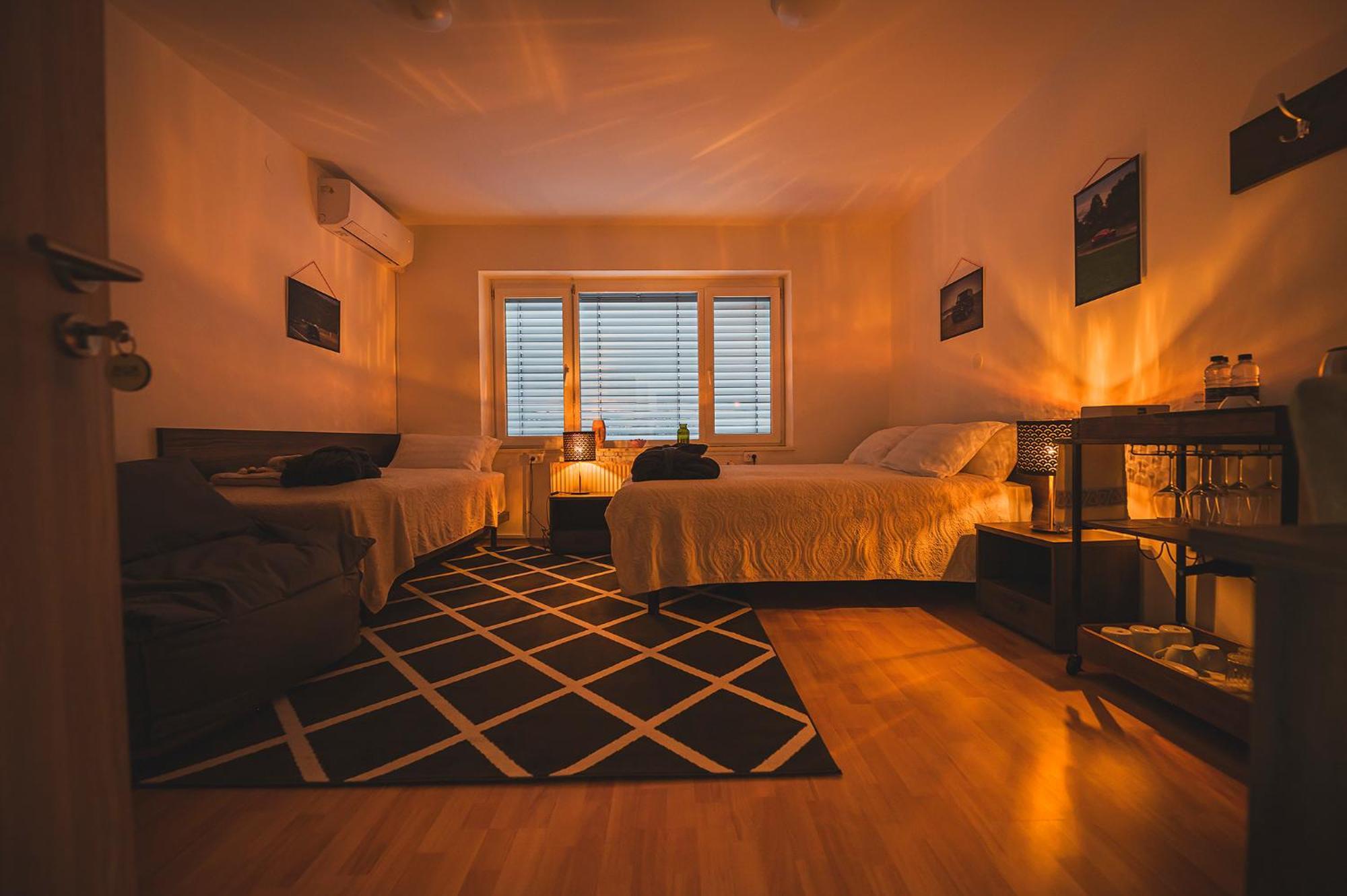 Do Avta Rooms ليوبليانا المظهر الخارجي الصورة