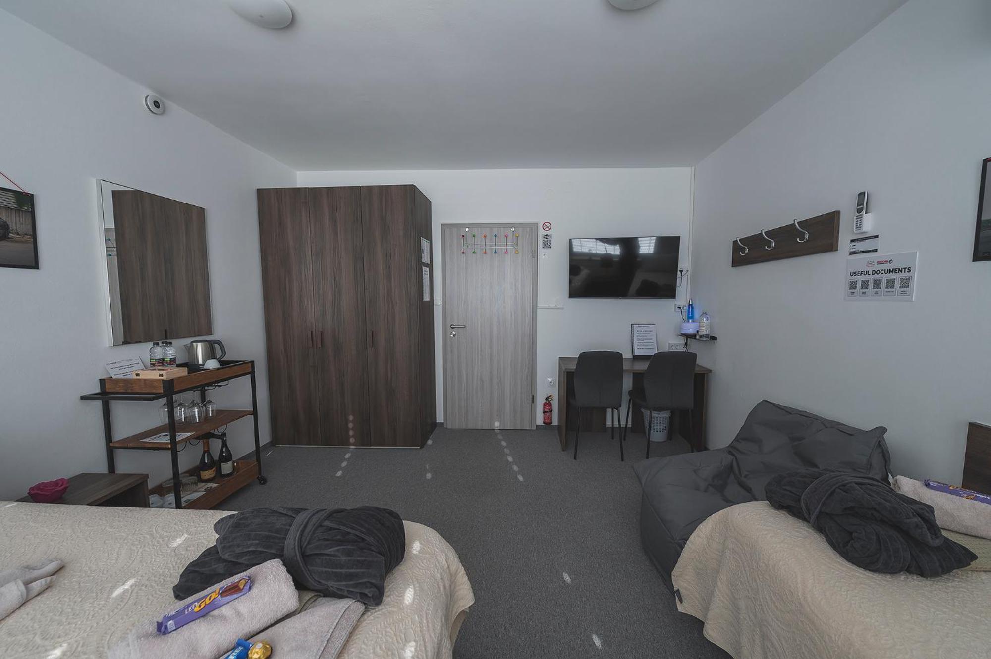 Do Avta Rooms ليوبليانا المظهر الخارجي الصورة