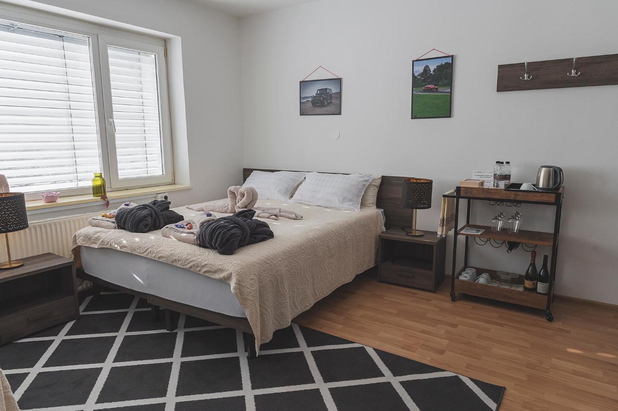 Do Avta Rooms ليوبليانا المظهر الخارجي الصورة